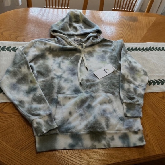 NWT Feat Blanket Blend Unisex Tie Dye Hoodie Size M Colorado - Picture 1 of 7
